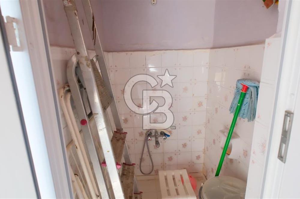 Urla Kalabak'ta Anayol Cepheli Şahane Ev