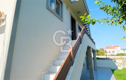 Urla Kalabak'ta Anayol Cepheli Şahane Ev