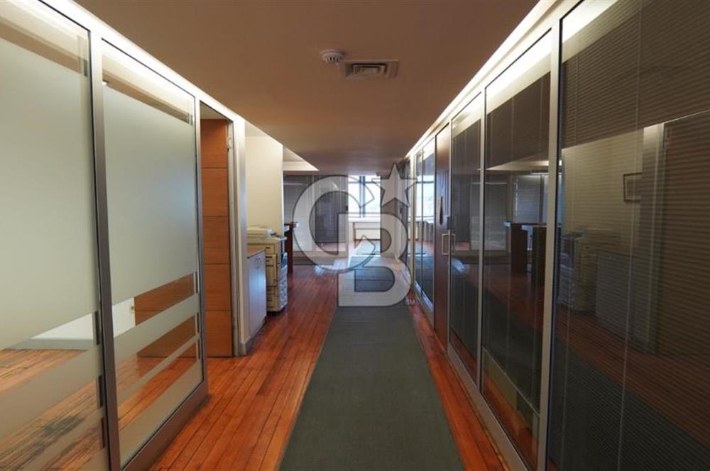 NEO'DAN BEYOĞLU'NDA TAM KAT BOĞAZ MANZARALI 400M2 OFİS!