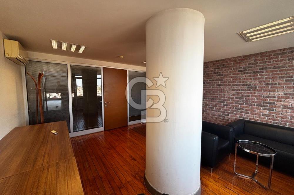 NEO'DAN BEYOĞLU'NDA TAM KAT BOĞAZ MANZARALI 400M2 OFİS!