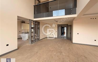 ÇANKAYA ALACAATLI'DA 5+1 SATILIK VİLLA