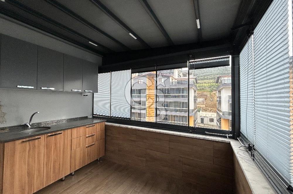 GEMLİKTE DENİZ MANZARALI SATILIK 5+1 DUBLEKS DAİRE