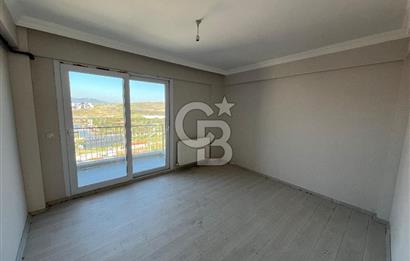 Menemen'de Gölpark Manzaralı 4+1 Satılık Daire