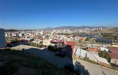 Menemen'de Gölpark Manzaralı 4+1 Satılık Daire