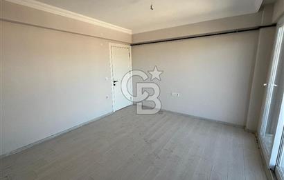 Menemen'de Gölpark Manzaralı 4+1 Satılık Daire