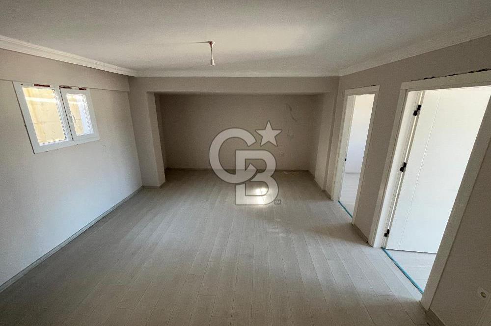 Menemen'de Gölpark Manzaralı 4+1 Satılık Daire