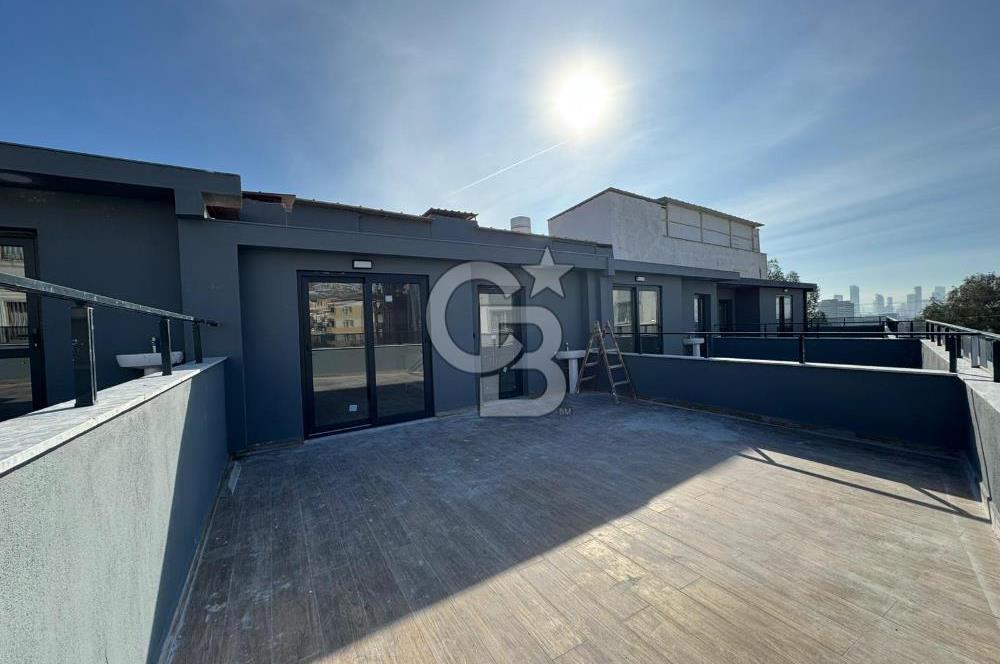 Bornova Atatürk Mahallesinde 3+1 Satılık Villa