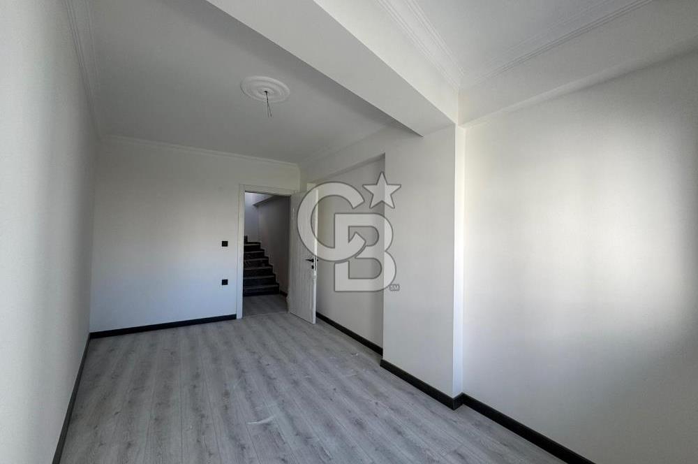 Bornova Atatürk Mahallesinde 3+1 Satılık Villa