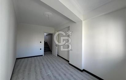 Bornova Atatürk Mahallesinde 3+1 Satılık Villa