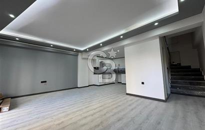 Bornova Atatürk Mahallesinde 3+1 Satılık Villa