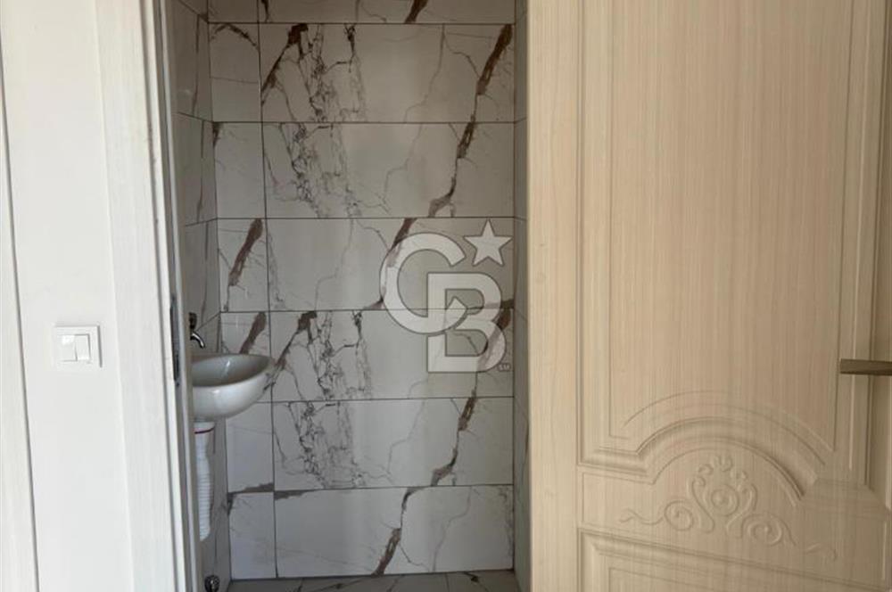 ÇAYIROVA BELEDİYESİNİN HEMEN YANINDA 2+1 SIFIR SATILIK DAİRE