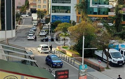 ÇAYIROVA BELEDİYE KARŞISINDA TABELA DEĞERİ YÜKSEK KİRALIK OFİS