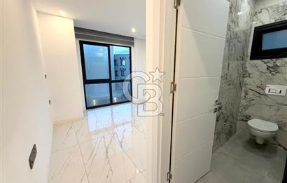 Kıbrıs Girne Karakum Akacan Cruise Sitesinde Satılık Havuz Manzaralı 2+1 Daire