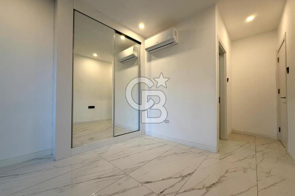 Kıbrıs Girne Karakum Akacan Cruise Sitesinde Satılık Havuz Manzaralı 2+1 Daire