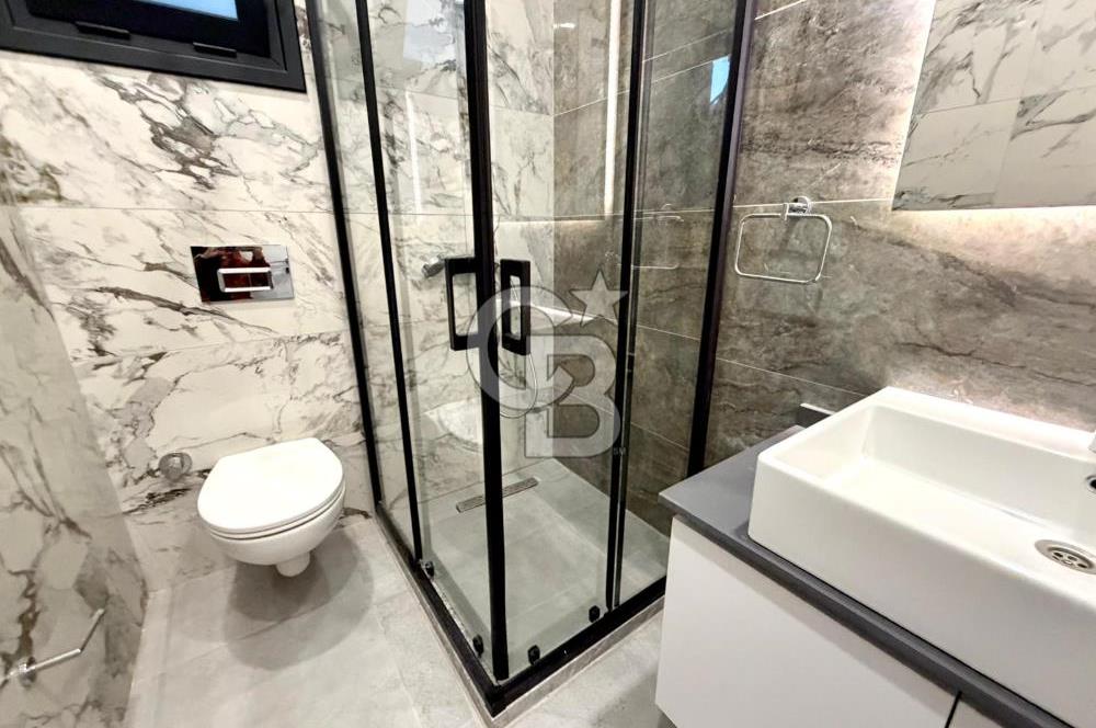 Kıbrıs Girne Karakum Akacan Cruise Sitesinde Satılık Havuz Manzaralı 2+1 Daire