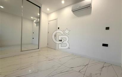 Kıbrıs Girne Karakum Akacan Cruise Sitesinde Satılık Havuz Manzaralı 2+1 Daire