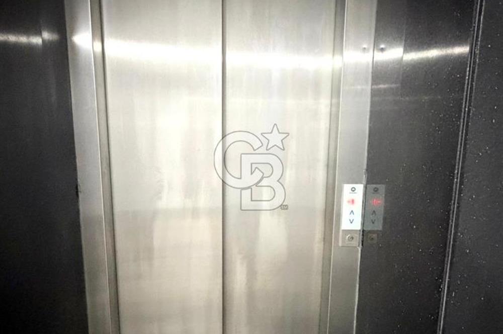 Kıbrıs Girne Karakum Akacan Cruise Sitesinde Satılık Havuz Manzaralı 2+1 Daire