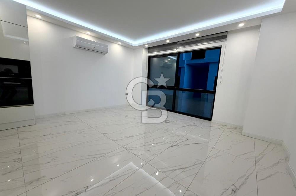 Kıbrıs Girne Karakum Akacan Cruise Sitesinde Satılık Havuz Manzaralı 2+1 Daire