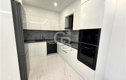 Kıbrıs Girne Karakum Akacan Cruise Sitesinde Satılık Havuz Manzaralı 2+1 Daire