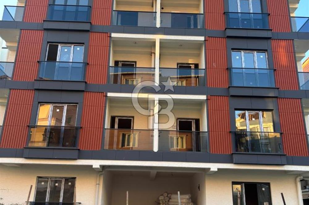 ÇAYIROVA KAPALI PAZARIN KARŞISINDA SİTE İÇİ GENİŞ 2+1 LÜX DAİRE