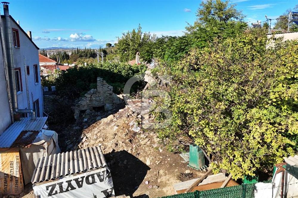 Köyün Kalbinde Bir Fırsat: Sarıcaelide 540 m² İmarlı Arsa