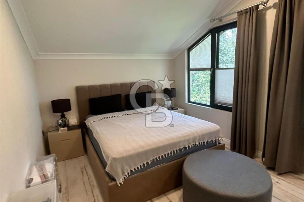 İNCEK'TE SATILIK 1300 M2 ARSAYA SAHİP MÜKEMMEL PEYZAJLI VİLLA