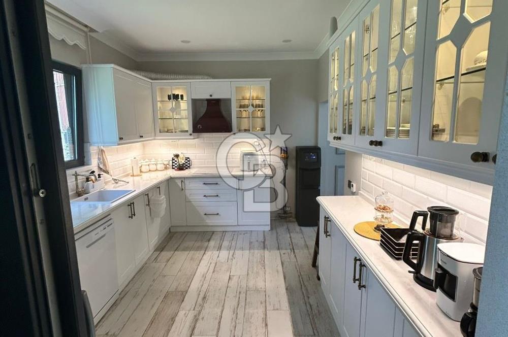 İNCEK'TE SATILIK 1300 M2 ARSAYA SAHİP MÜKEMMEL PEYZAJLI VİLLA