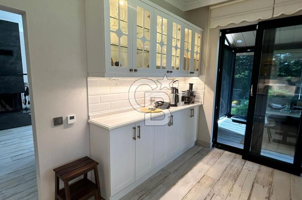 İNCEK'TE SATILIK 1300 M2 ARSAYA SAHİP MÜKEMMEL PEYZAJLI VİLLA