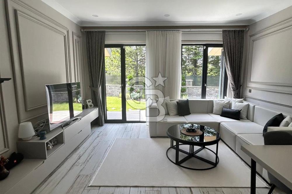 İNCEK'TE SATILIK 1300 M2 ARSAYA SAHİP MÜKEMMEL PEYZAJLI VİLLA