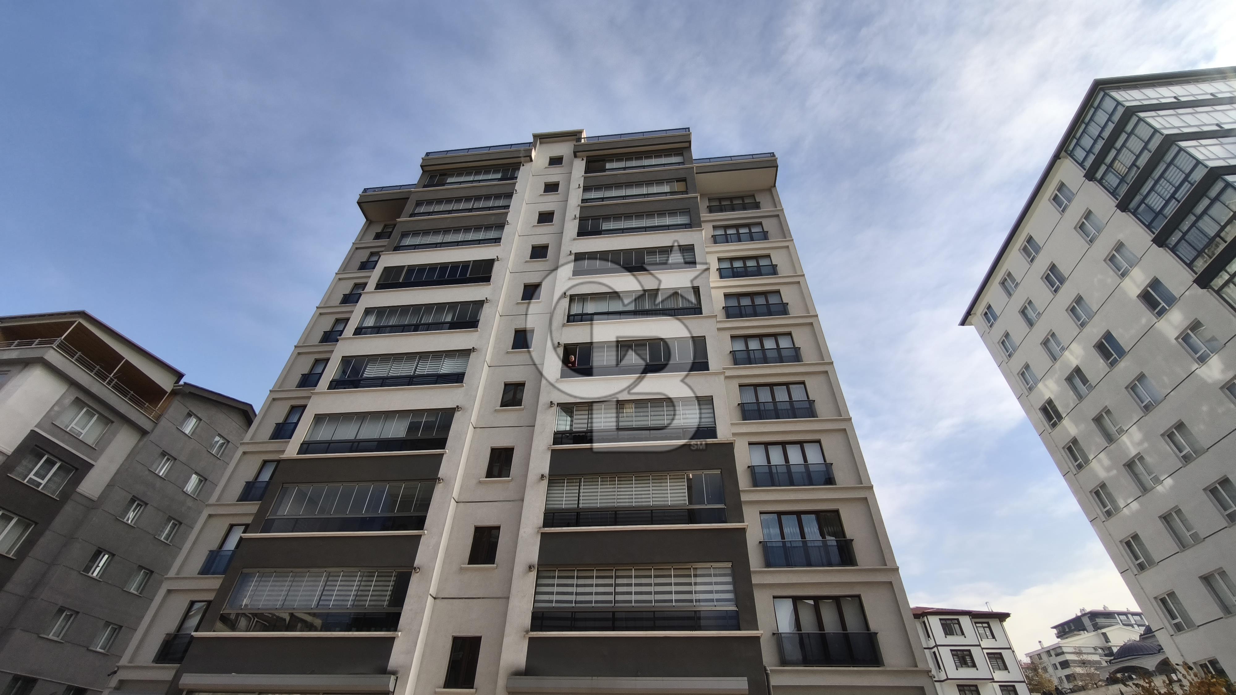 ANKARA YENİMAHALLE ÇİFT TERASLI SATILIK 6+2 DUBLEKS DAİRE