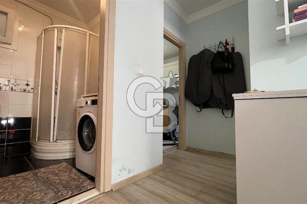 Bayraklı Tepekule Mahallesinde Satılık 1+1 Daire