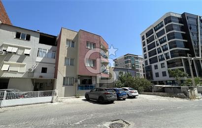 Bayraklı Tepekule Mahallesinde Satılık 1+1 Daire