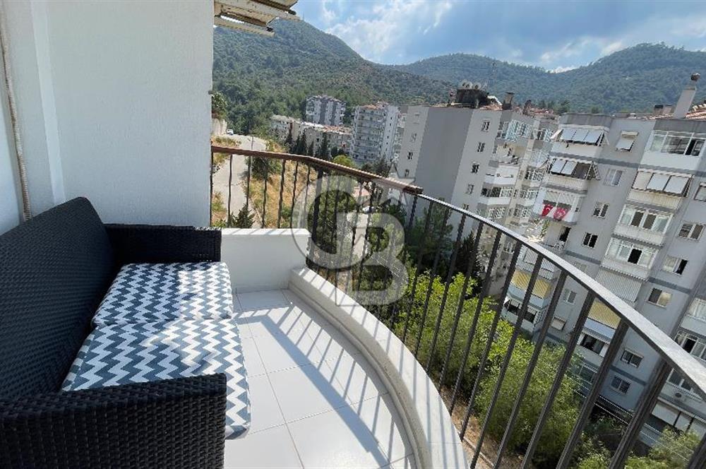 Balçova Çetin Emeç’te Satılık 3+1 Daire