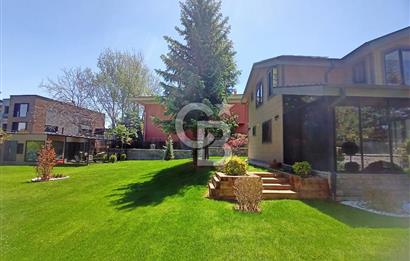 İNCEK'TE SATILIK 1300 M2 ARSAYA SAHİP MÜKEMMEL PEYZAJLI VİLLA