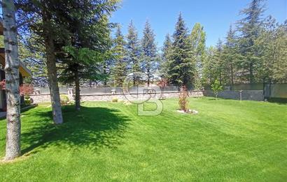 İNCEK'TE SATILIK 1300 M2 ARSAYA SAHİP MÜKEMMEL PEYZAJLI VİLLA