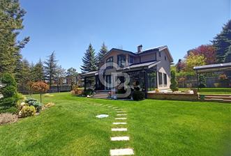 İNCEK'TE SATILIK 1300 M2 ARSAYA SAHİP MÜKEMMEL PEYZAJLI VİLLA - 4 - 321204