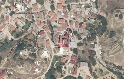 Köyün Kalbinde Bir Fırsat: Sarıcaelide 540 m² İmarlı Arsa