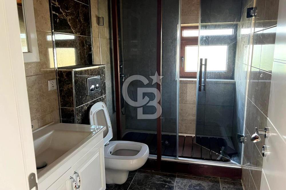 BÜYÜKÇEKMECE BEYAZ KONAKLARDA SATILIK VİLLA