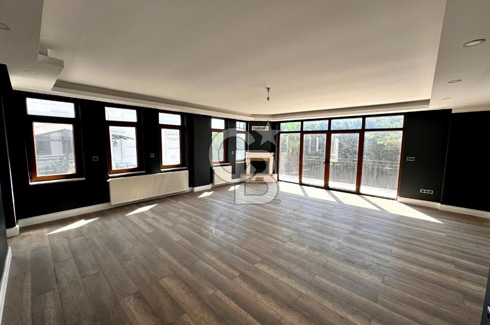 BÜYÜKÇEKMECE BEYAZ KONAKLARDA SATILIK VİLLA