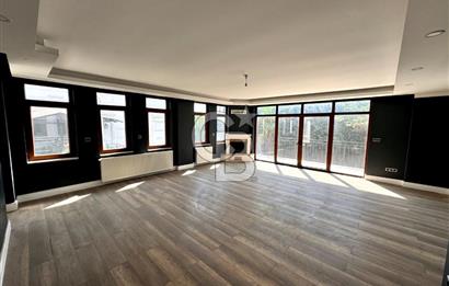 BÜYÜKÇEKMECE BEYAZ KONAKLARDA SATILIK VİLLA