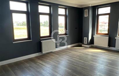 BÜYÜKÇEKMECE BEYAZ KONAKLARDA SATILIK VİLLA