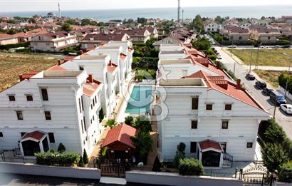 BÜYÜKÇEKMECE BEYAZ KONAKLARDA SATILIK VİLLA