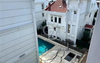 BÜYÜKÇEKMECE BEYAZ KONAKLARDA SATILIK VİLLA