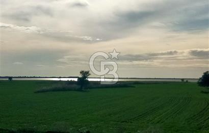 Göl Manzaralı | Küçükanafartalar Ada 350 Parsel 303 | Tarla