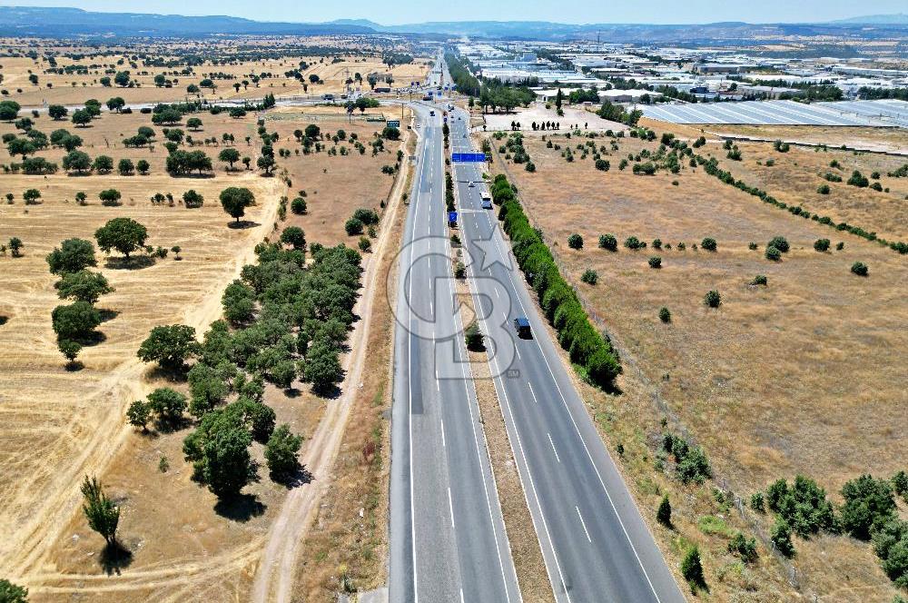 OPİA'DAN ''BEYLERHAN'DA İZMİR/ANKARA YOLUNA CEPHE FIRSAT TARLA''