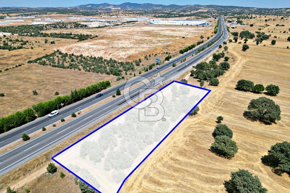 OPİA'DAN ''BEYLERHAN'DA İZMİR/ANKARA YOLUNA CEPHE FIRSAT TARLA''