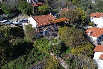 Karaburun Çatalkaya'da Deniz Manzaralı Müstakil Ev - 4 - 321277