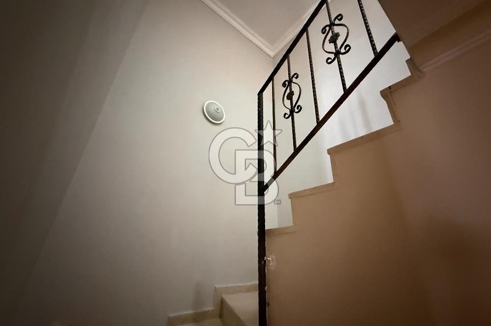 ÇANKAYA KARAPINARDA ŞEHİR VE ORMAN MANZARALI SATILIK 5+1 DUBLEKS