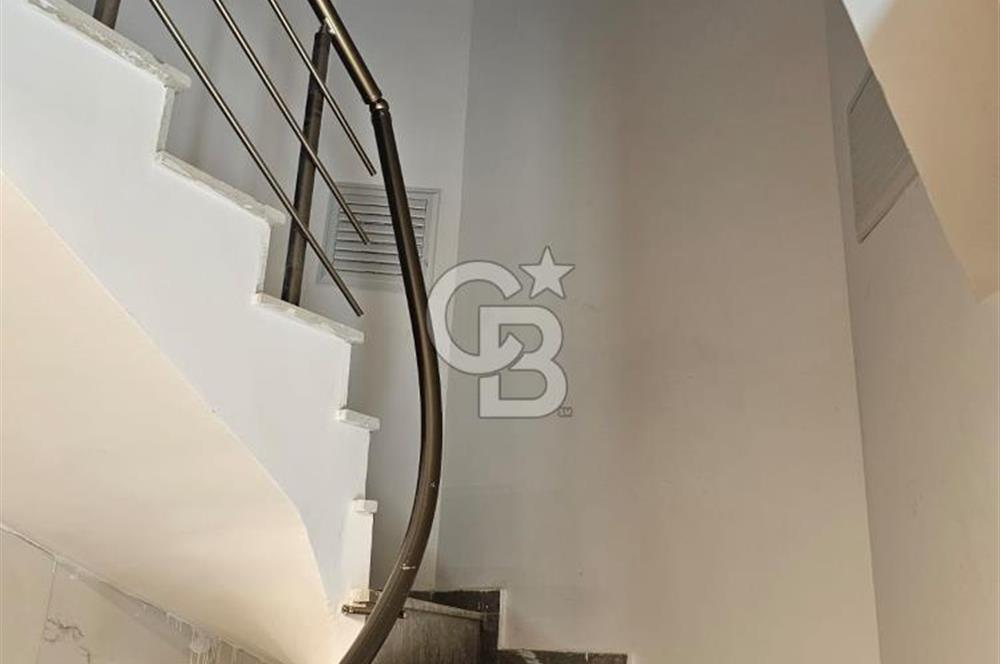 CB MARST'TAN SULTANBEYLİ'DE SATILIK 3+1 GENİŞ DAİRE