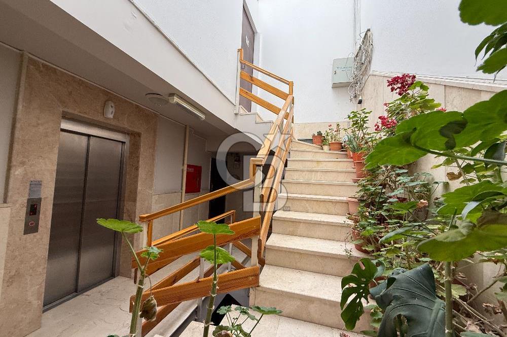 ÇANKAYA KARAPINARDA ŞEHİR VE ORMAN MANZARALI SATILIK 5+1 DUBLEKS